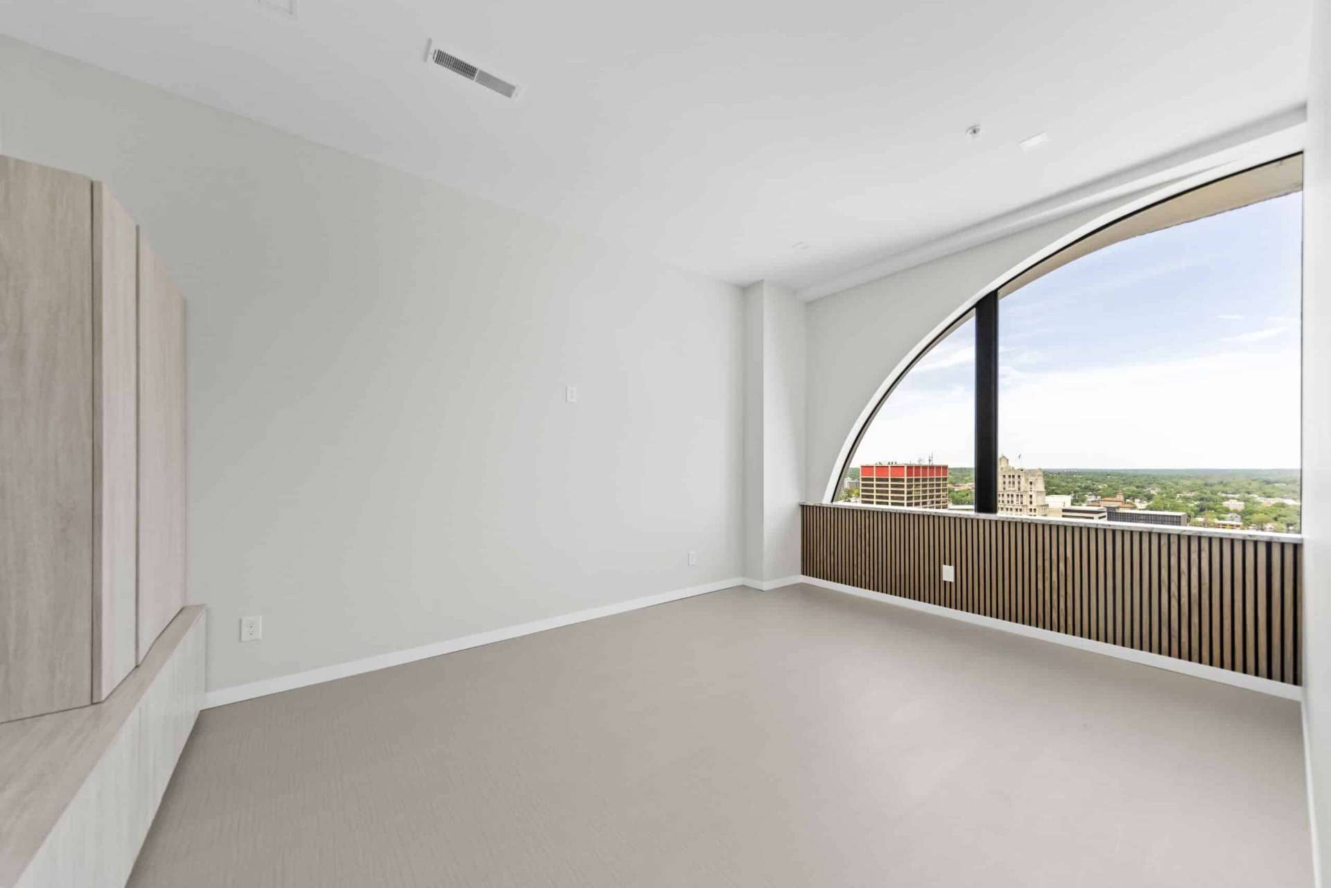 The Deneau luxury living 4